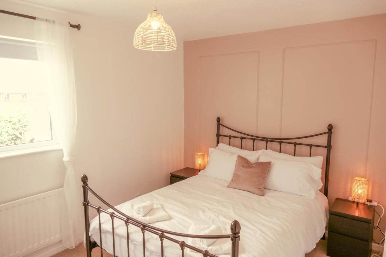 Home In Longwell Green Warmley Extérieur photo