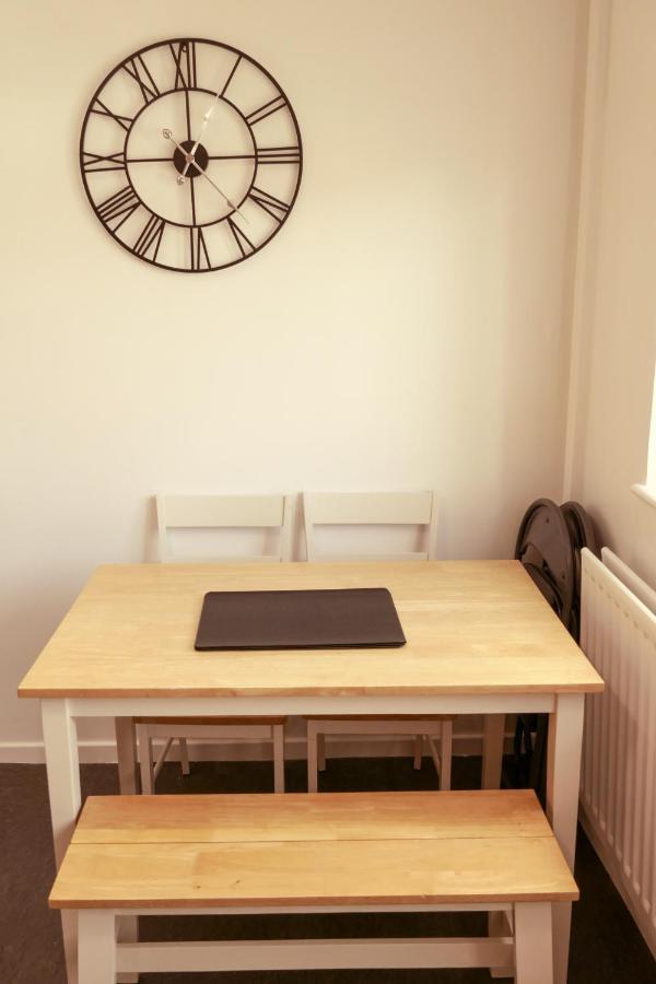 Home In Longwell Green Warmley Extérieur photo